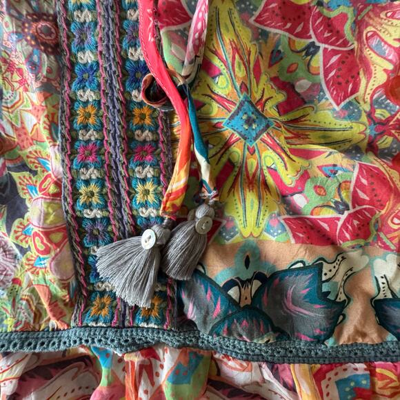 Johnny Was size XS Kaleida Paise blouse Floral Boho Embroidered Top Silk - Picture 5 of 8